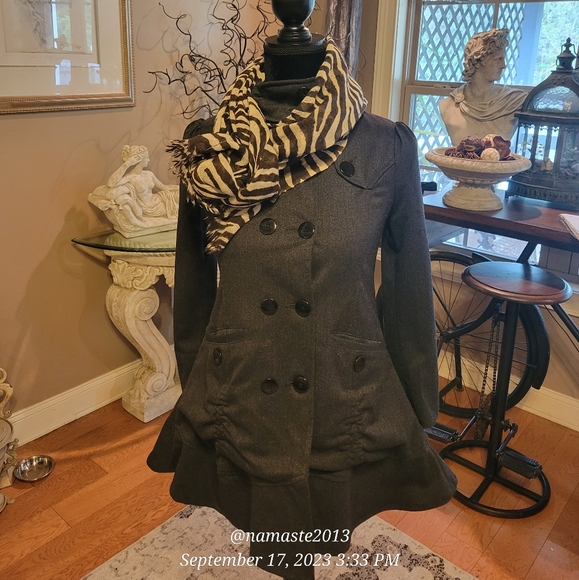 Guess Pleated Lined Overcoat Children's M (10/12) #507 - Picture 10 of 14